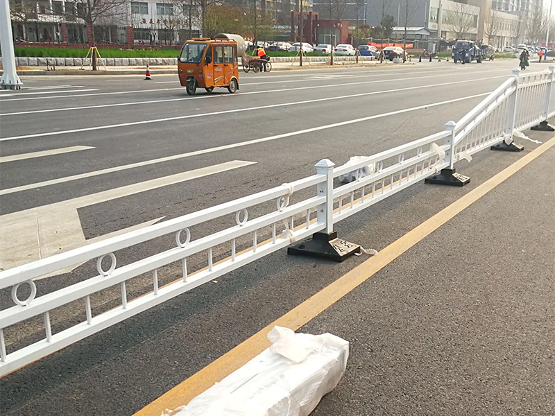 PVC道路护栏